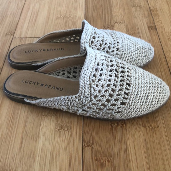 Lucky Brand beige crochet slip on flat mules - Picture 3 of 4